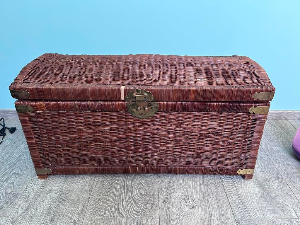 Rieten mand / kist / verkleedkist, Ophalen, Gebruikt, Overige materialen, 50 tot 75 cm
