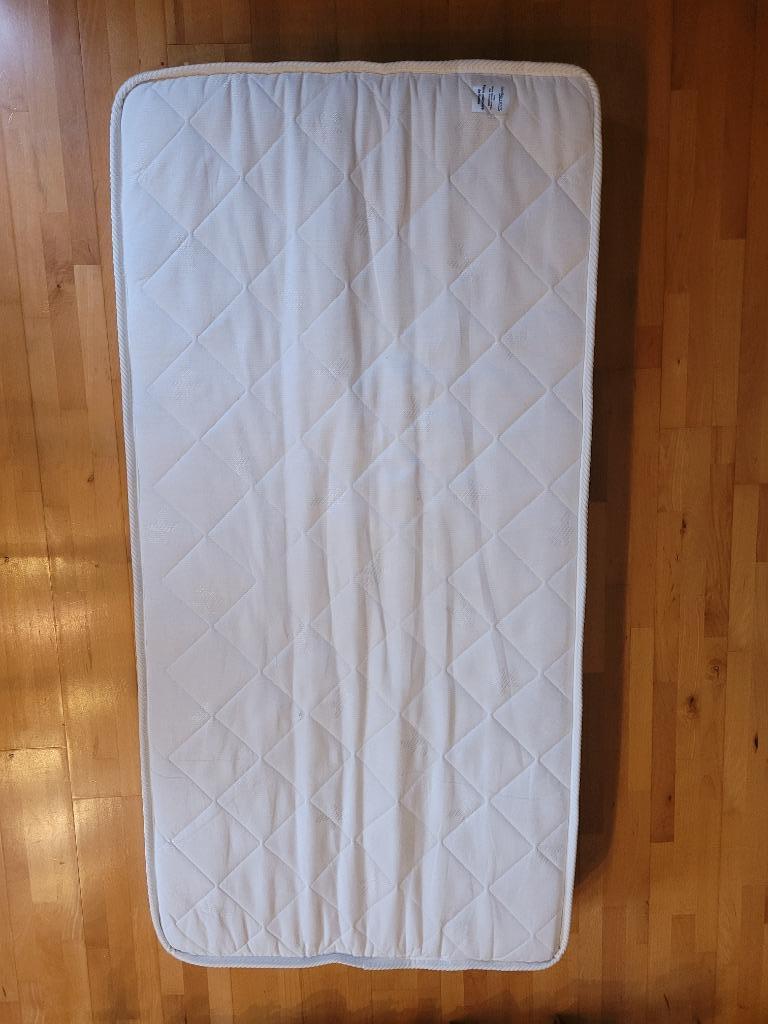 Matelas bébé à mémoire de forme, Ophalen, Zo goed als nieuw, Minder dan 140 cm, Matras