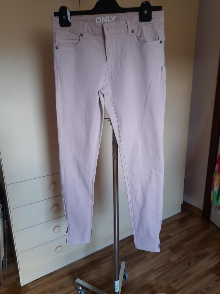 Jeans d'une couleur fraîche. Aucun service de messagerie, Taille 38/40 (M), Only, Enlèvement ou Envoi, Rose