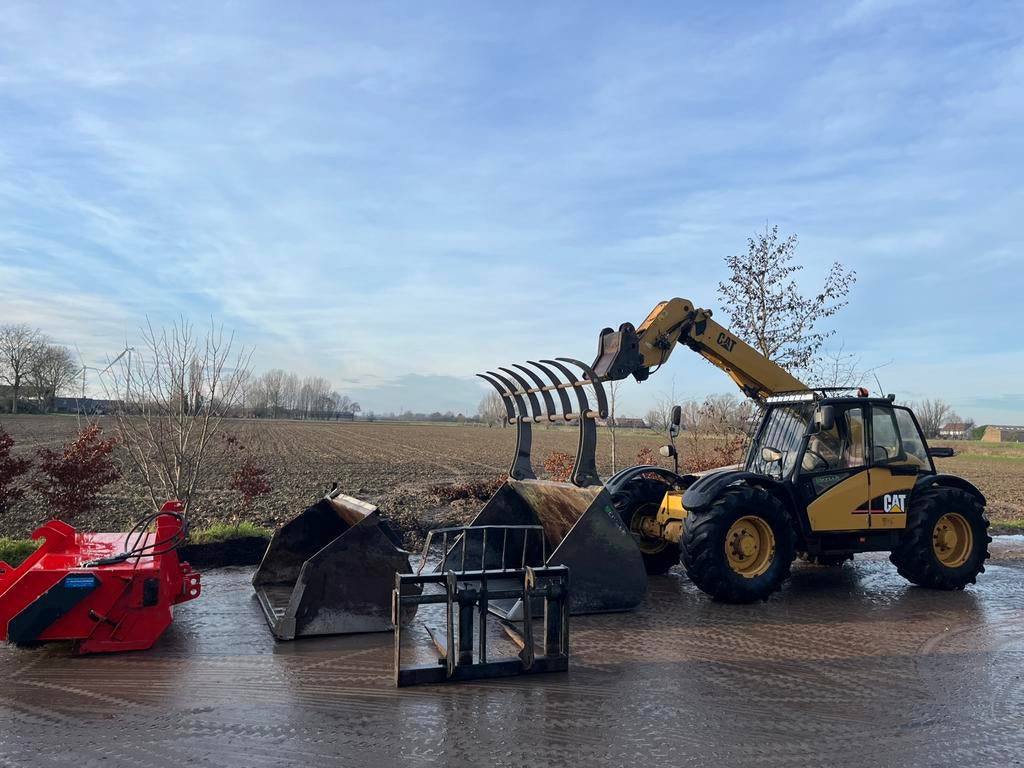 Télescopique CAT TH330B + Melangeuse Devos agri, Articles professionnels, Enlèvement, Agricole