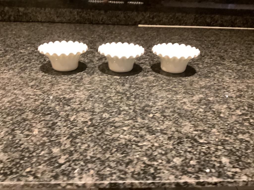3 kaarshouders Limoges de France (samen 4€), Neuf, Enlèvement ou Envoi, Autres matériaux, Blanc