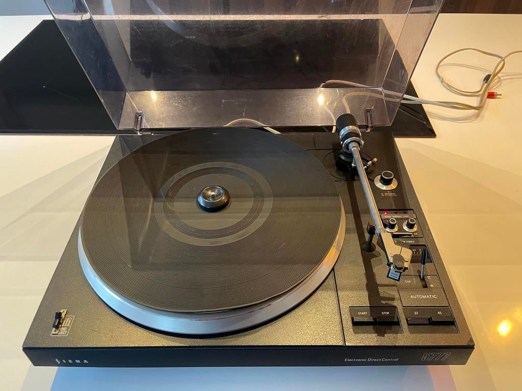 Tourne-disque Sierra Electronic 5777, TV, Hi-fi & Vidéo, Enlèvement ou Envoi, Utilisé, Tourne-disque