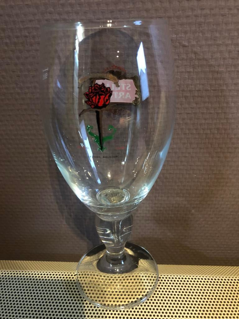 Stella Artois glas uit Frankrijk, Ophalen of Verzenden, Zo goed als nieuw, Glas of Glazen, Stella Artois