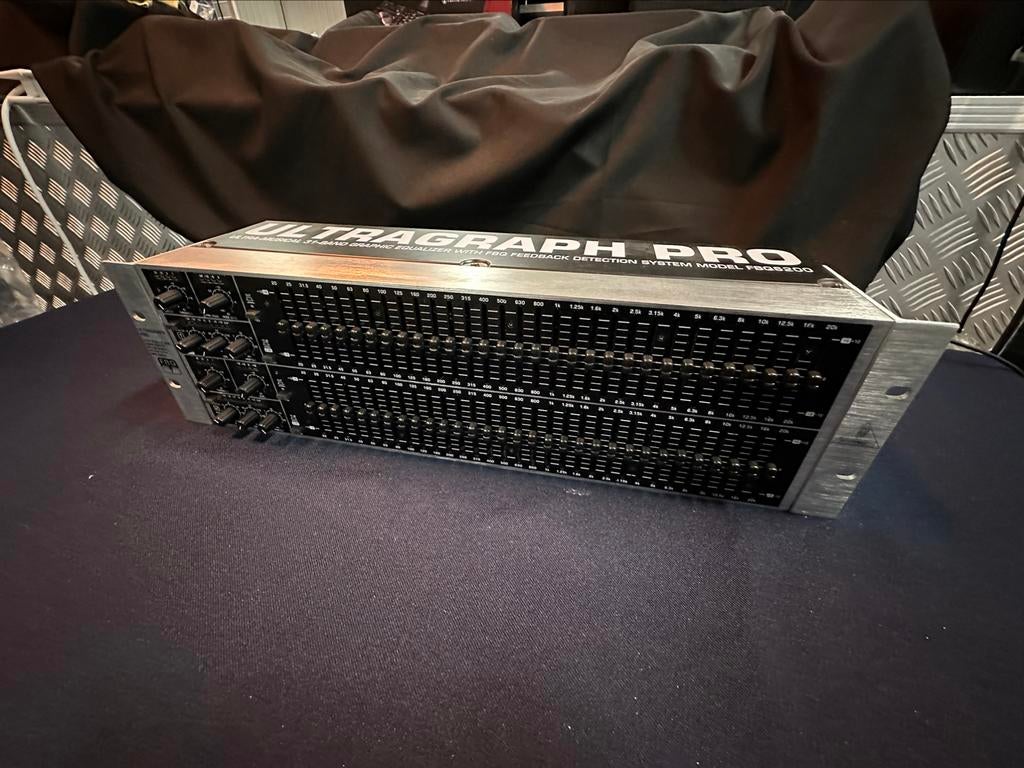 Equalizer fbq6200 Behringer, Enlèvement, Comme neuf