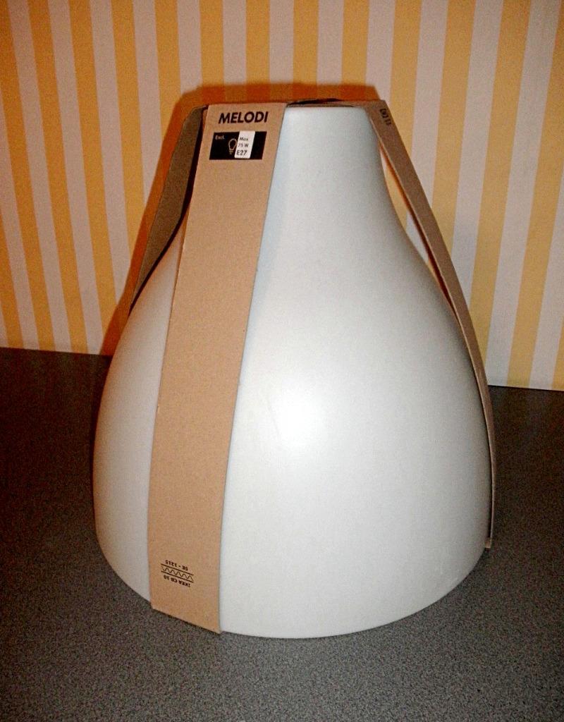 Un abat-jour Ikea Melodi - neuf emballé - lampe éclairage, Enlèvement, Neuf, Blanc, 25 à 50 cm