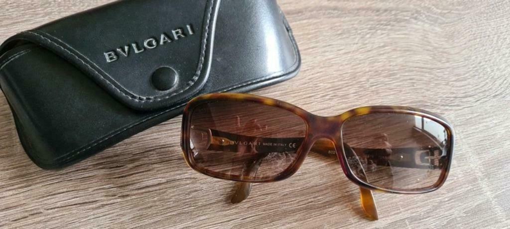 Magnifiques lunettes Bulgari brunes petits strass sur branch, Enlèvement ou Envoi, Utilisé, Lunettes, Autres marques