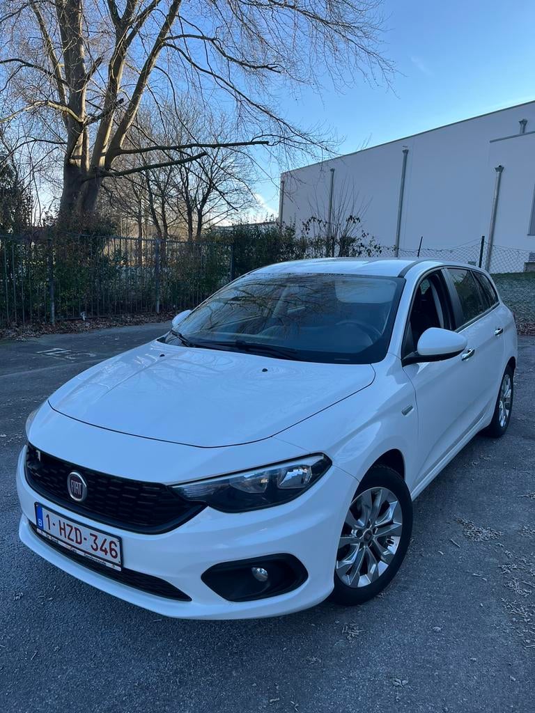 Fiat tipo break 2021 53m km essence en parfait état!, Autos, Achat, Euro 6, Cruise Control, 5 portes