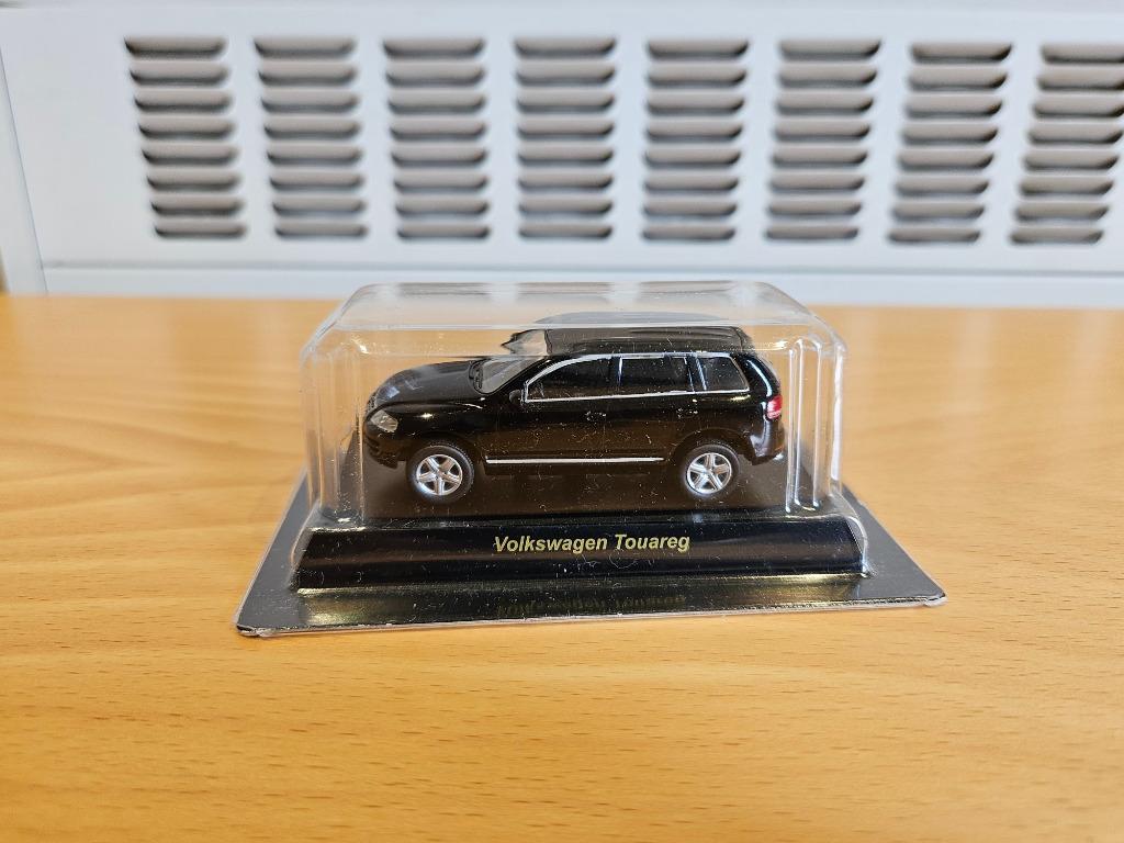 modèle de voiture Volkswagen Touareg 1/64, Enlèvement ou Envoi, Neuf, Voiture
