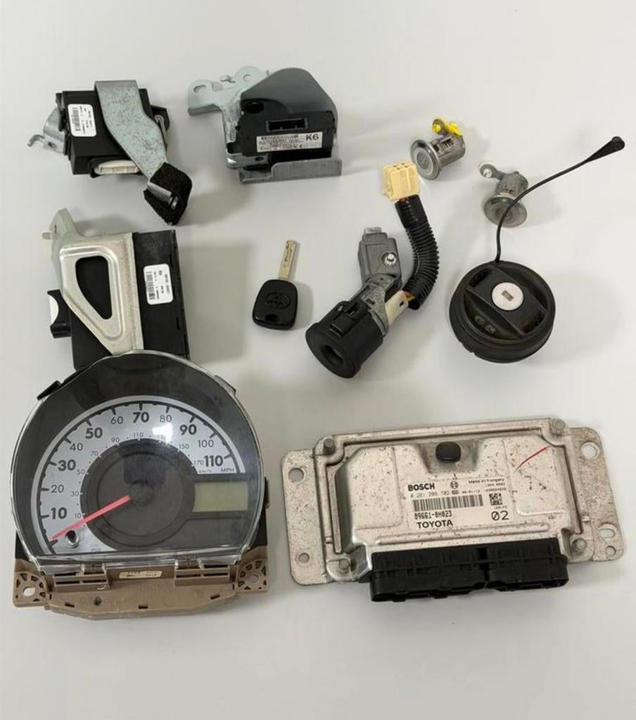 ECU KIT + Sloten SET Toyota Aygo Peugeot 107 Citroën C1 1.0, Auto-onderdelen, Ophalen of Verzenden, Gebruikt, Citroën