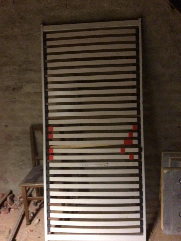 2 lattoflexen, Enlèvement, Utilisé, 200 cm, 90 cm