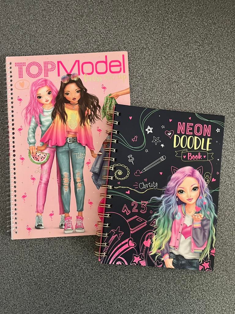 TOPModel neon doodle boek + boek dress me up met stickers, Ophalen of Verzenden