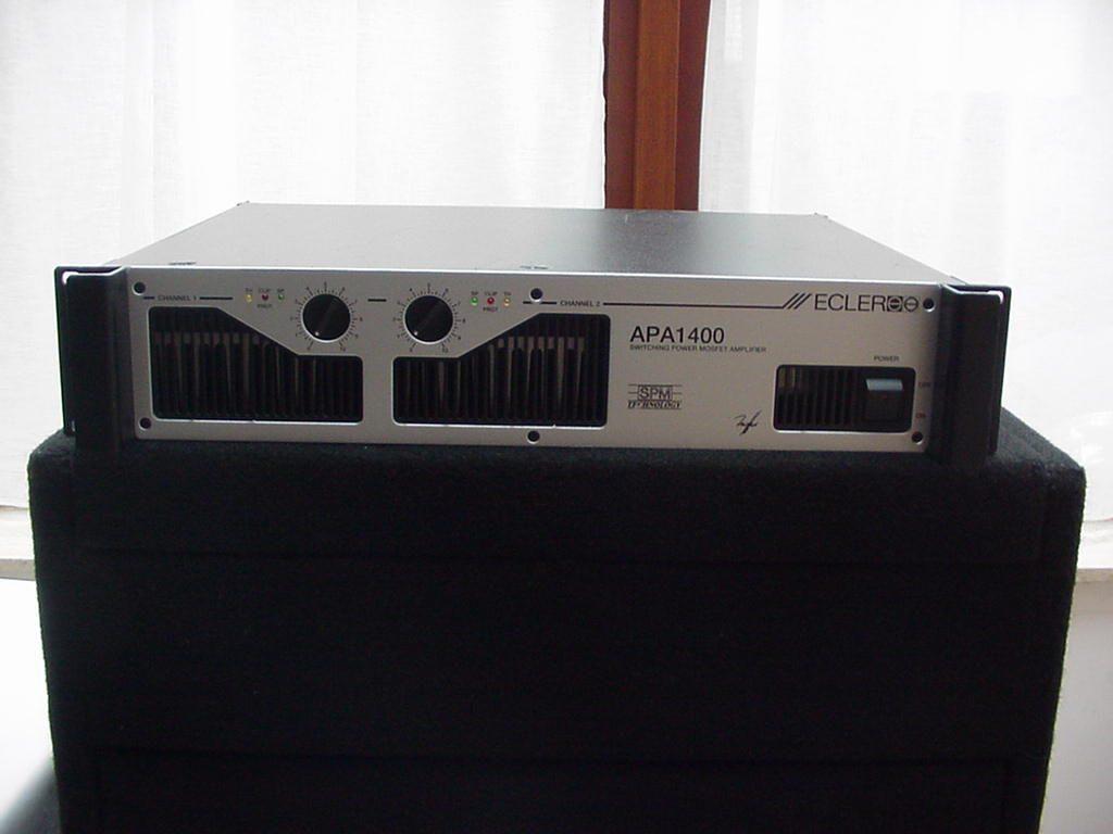 Versterker ECLER APA1400, Ophalen, Gebruikt, 500 tot 1000 watt, P.A.