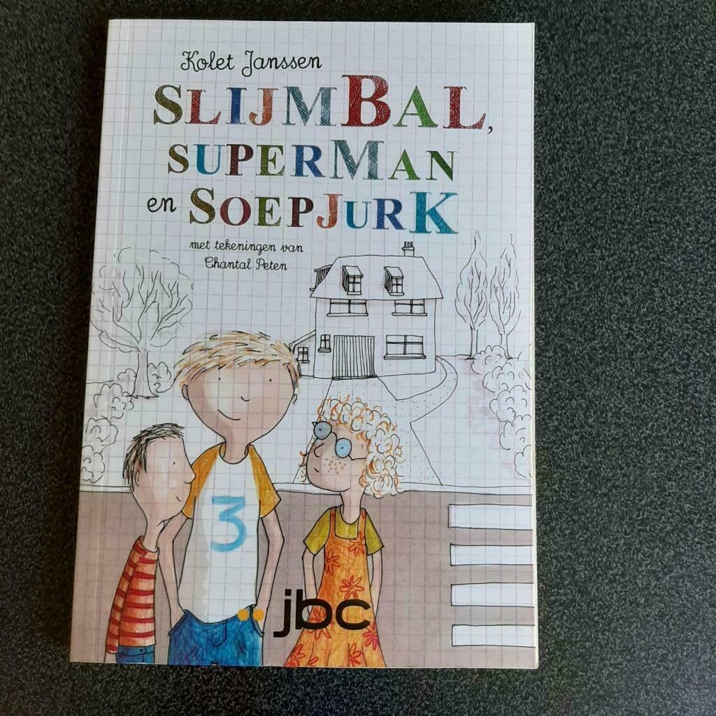 livre Slime ball, superman et robe de soupe -très bon état, Enlèvement, Comme neuf, Fiction