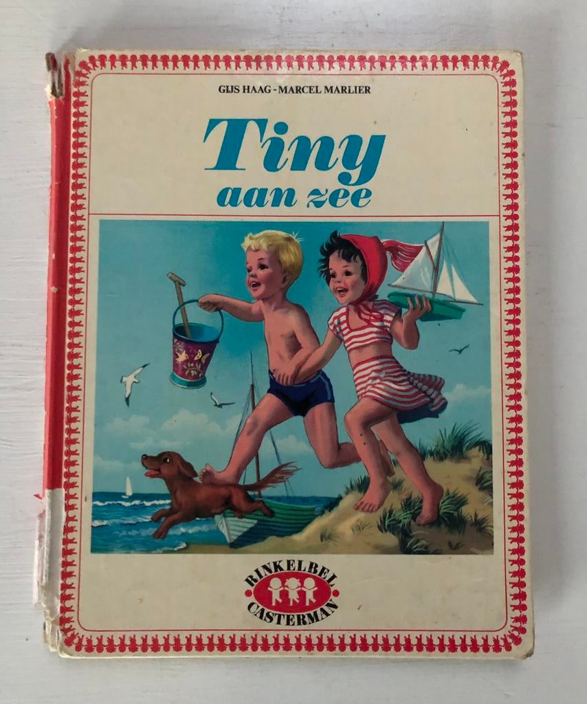 antiek Tiny boek 1956 Tiny aan zee, Ophalen of Verzenden
