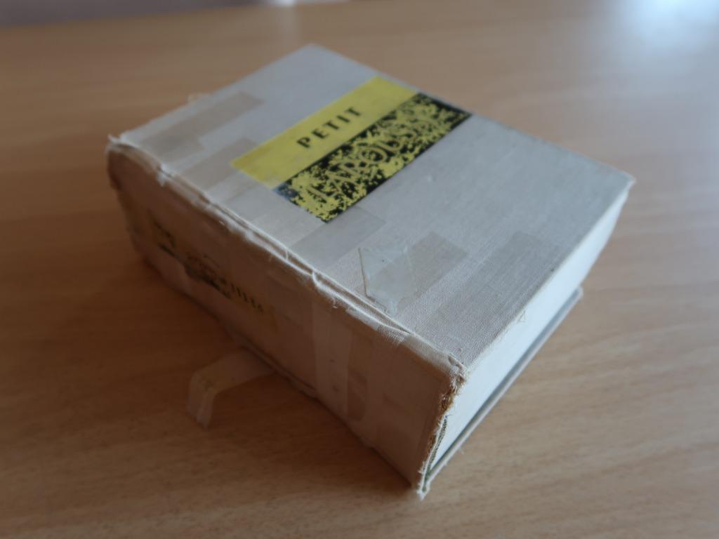 Petit Larousse / 1961 / Dictionnaire encyclopédique pour tou, Enlèvement, Français