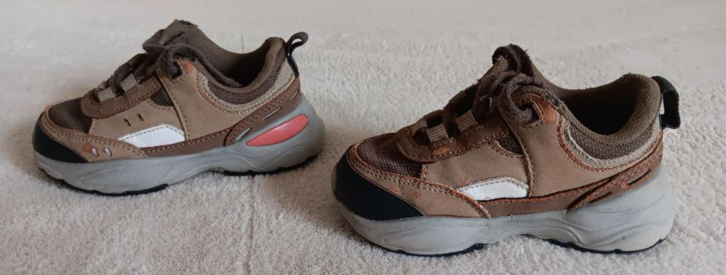 Sneakers schoenen Zara maat 21, Kinderen en Baby's, Gebruikt, Schoenen, Ophalen of Verzenden, Zara