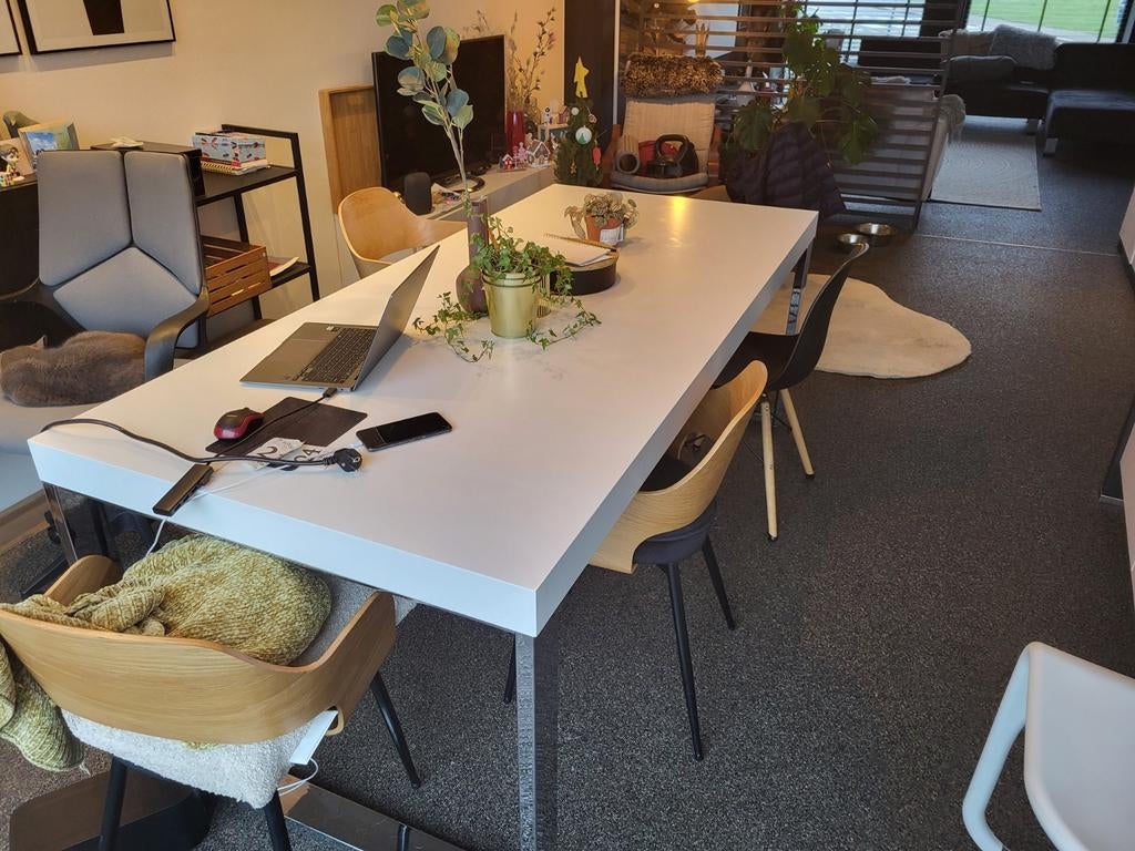 Witte tafel, Ophalen