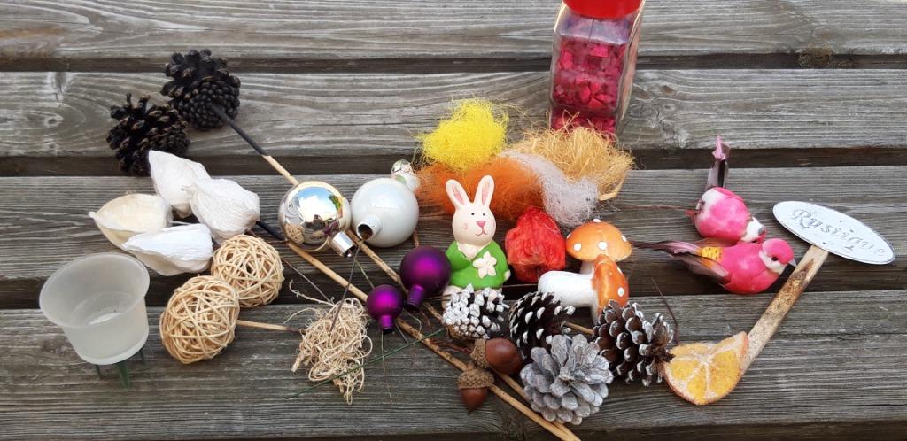 Lot allerlei materiaal bloemschikken/knutselen, Hobby en Vrije tijd, Overige Hobby en Vrije tijd, Gebruikt, Ophalen