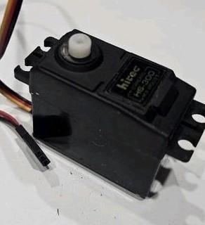 Hitec HS-300 micro servo – diff lock / schakelservo crawler, Hobby en Vrije tijd, Elektro, Gebruikt, Ophalen of Verzenden, Schaal 1:10