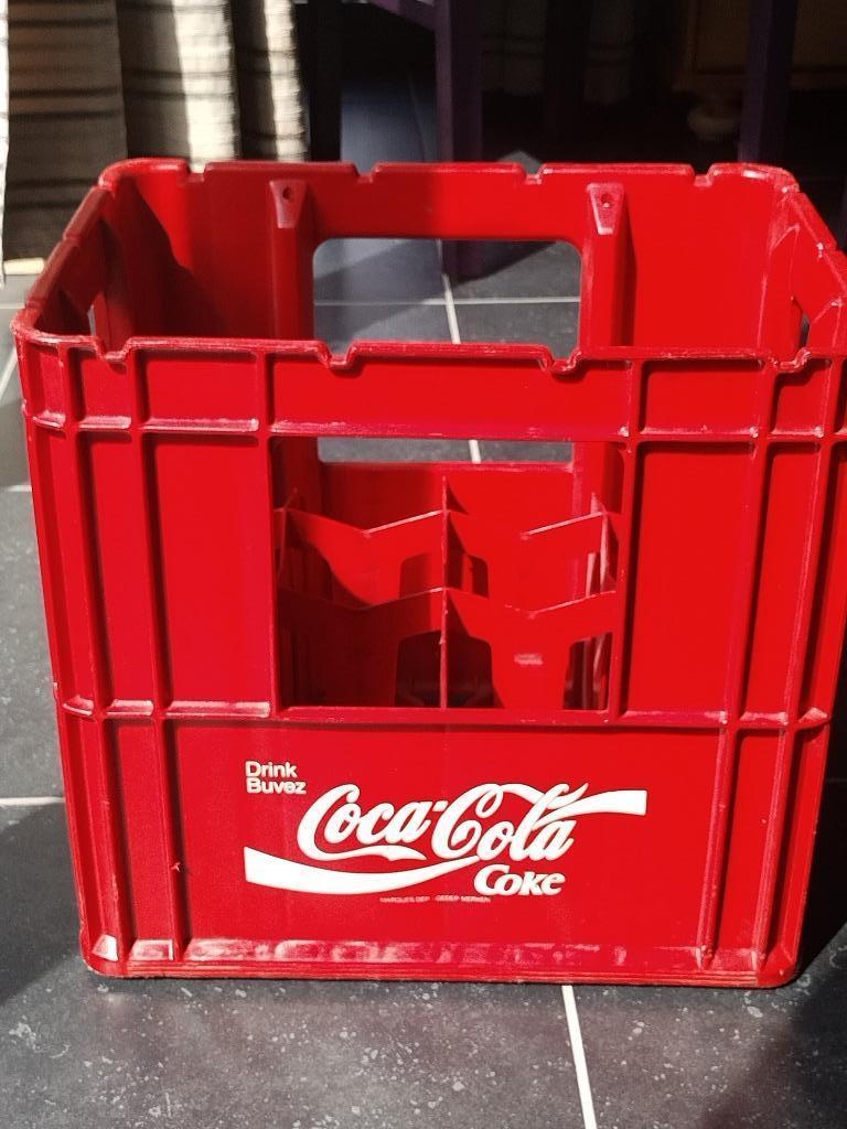 Casier Coca-Cola., Enlèvement, Utilisé, Casier
