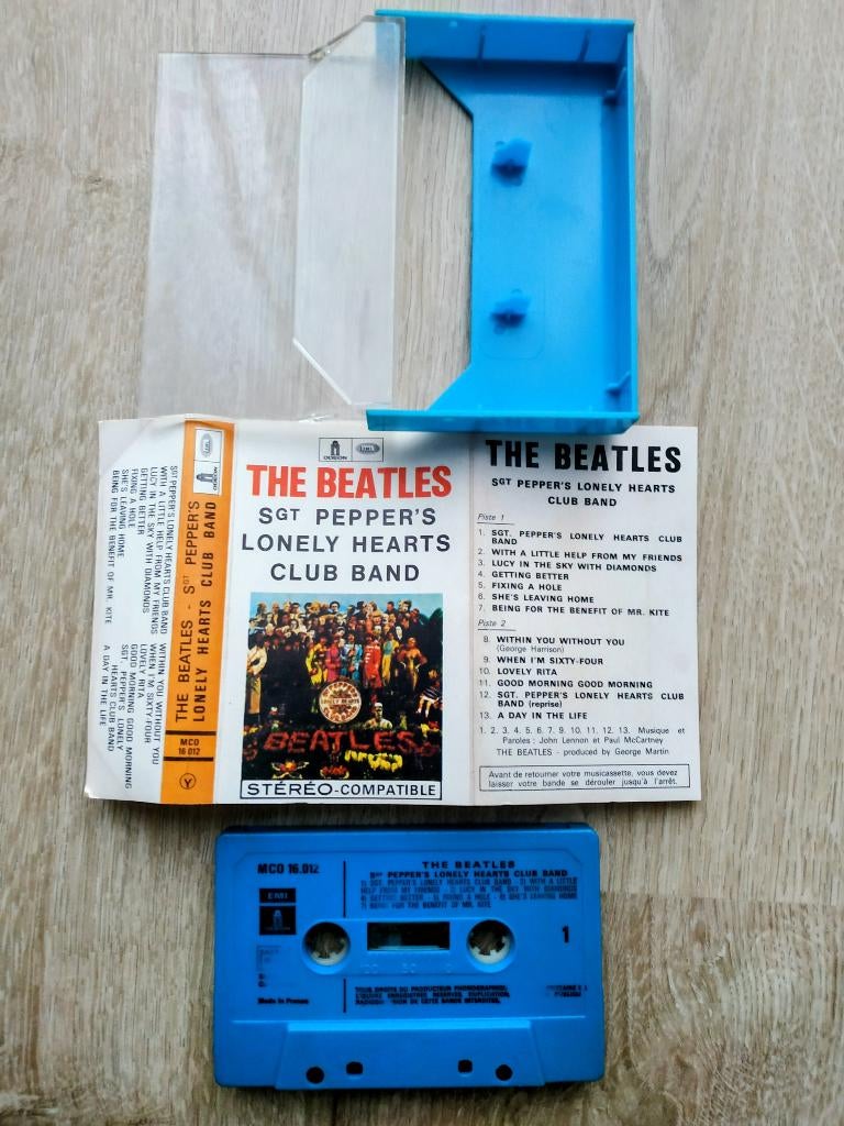 BEATLES SGT PEPPERS LONELY HEARTS K7 ZELDZAAM, Cd's en Dvd's, Cassettebandjes, Verzenden