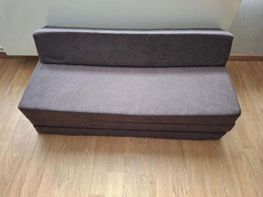 Logeermatras / Opvouwbaar matras 200x120x10 in nieuwe staat, Ophalen, Zo goed als nieuw