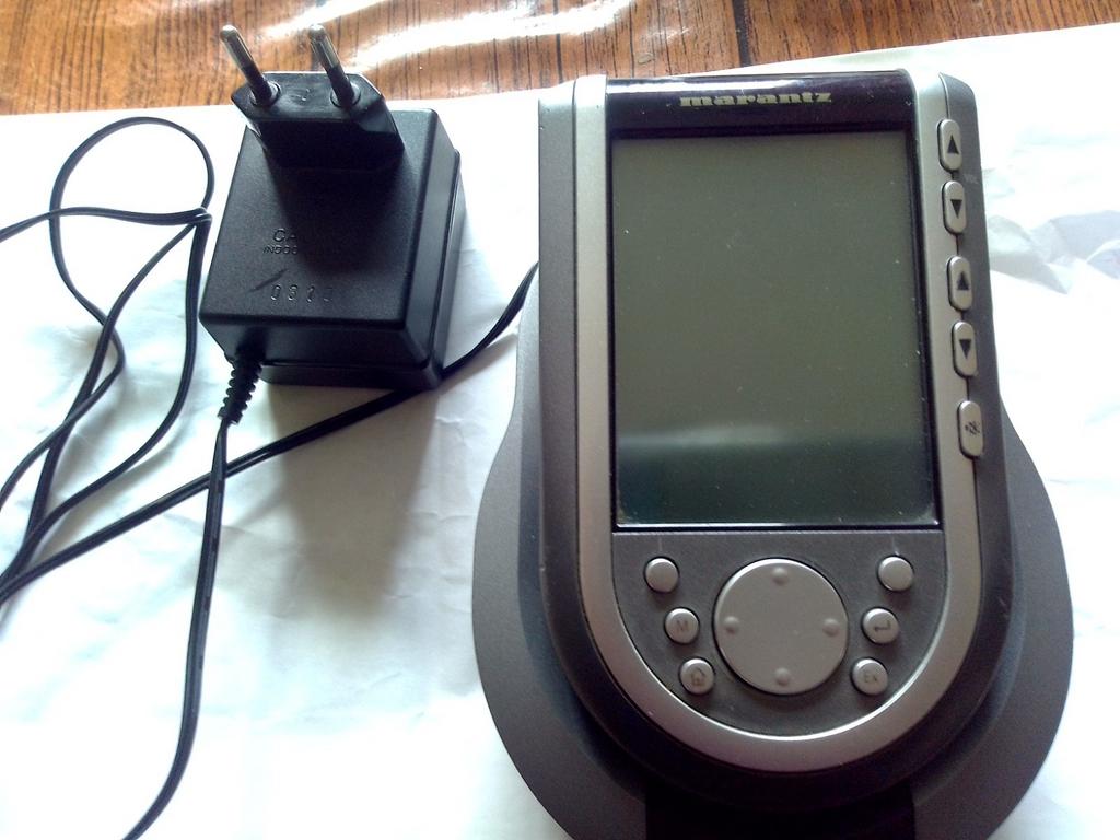 Télécommande intelligente Marantz rc 5200, Récepteur ou Amplificateur, Originale, Comme neuf, Avec écran