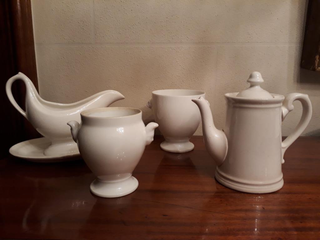 Lot d'élégantes porcelaines blanches et céramiques, Enlèvement ou Envoi