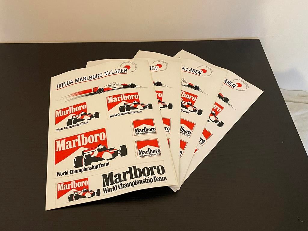 AUTOCOLLANTS DU CHAMPIONNAT DU MONDE DE F1 MARLBORO, Enlèvement