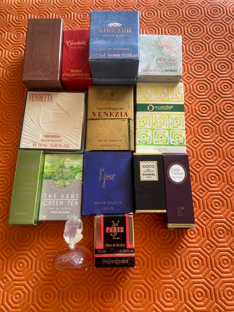 Parfum flesjes van originele reuk, Verzamelen, Ophalen, Nieuw, Miniatuur
