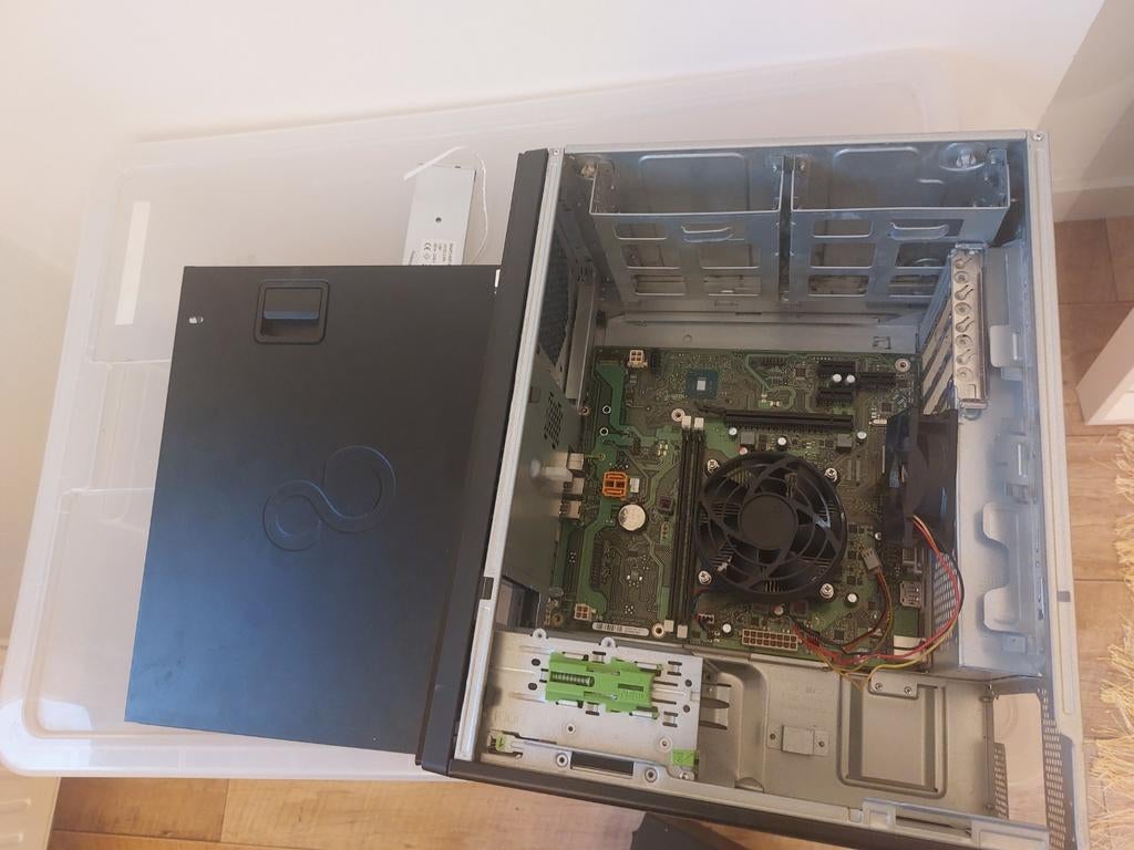 Fujitsu D3500-A11 GS1 LGA1151 2x DDR4 Intel H110 i5 7400, Computers en Software, Intel, DDR4