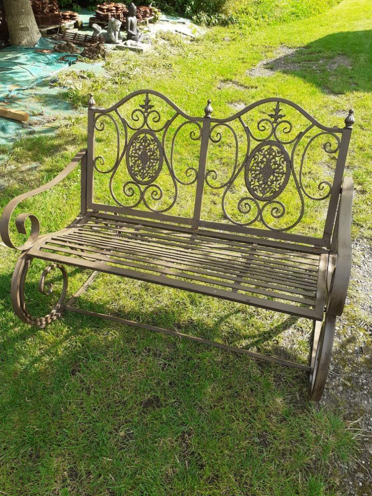 SCHOMMELSTOEL, SMEEDIJZEREN TUINBANK MET PATINA, Ophalen, Aluminium