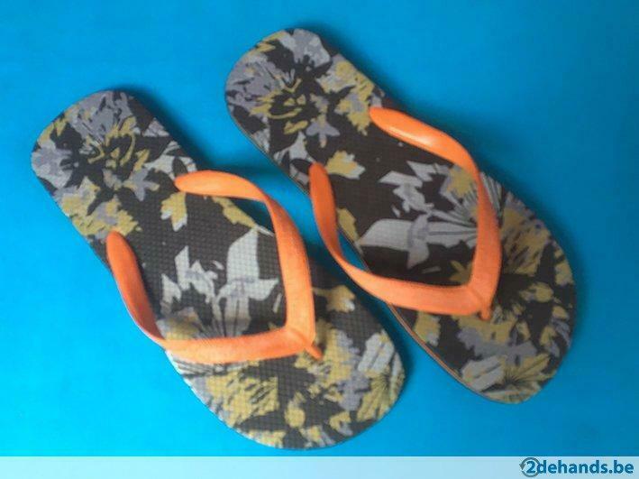 Kleurrijke flipflops maat 42, Kleding | Heren, Schoenen, Ophalen, Nieuw, Overige kleuren, Slippers