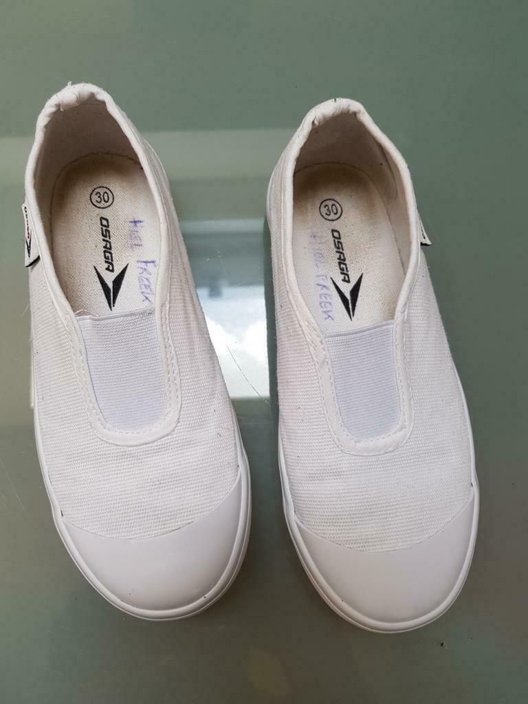 turnpantoffels maat 30 van Osaga, Enlèvement ou Envoi, Utilisé, Blanc, Chaussons de gymnastique