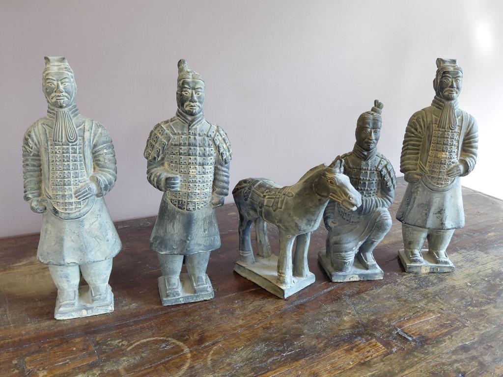 Chinese krijgsfiguren, Enlèvement ou Envoi