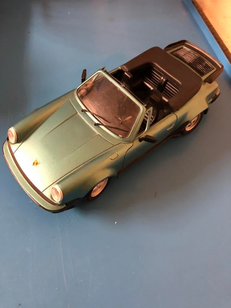 Porsche, Enlèvement, Comme neuf