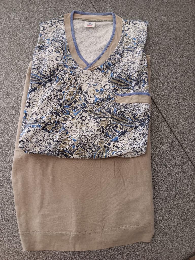 Korte broek pyjama maat54, Ophalen, Zo goed als nieuw