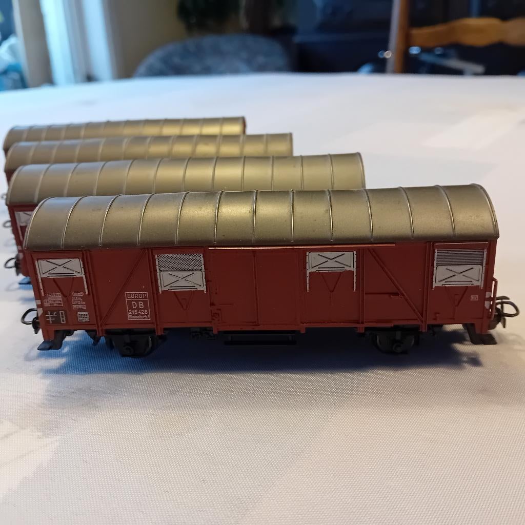 Duitse gesloten goederen wagons, Gelijkstroom, Wagon, Ophalen of Verzenden, Zo goed als nieuw