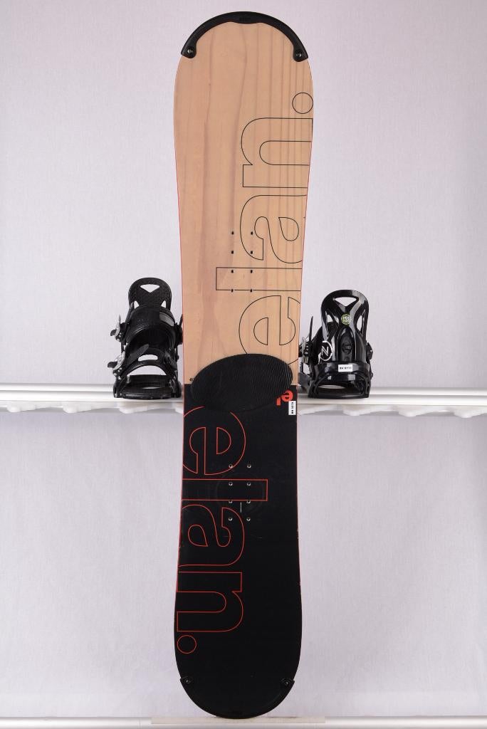 155 snowboard ELAN EXPLORE R, black/wood, woodcore, Sport en Fitness, Snowboarden, Gebruikt, Bindingen, Ophalen of Verzenden