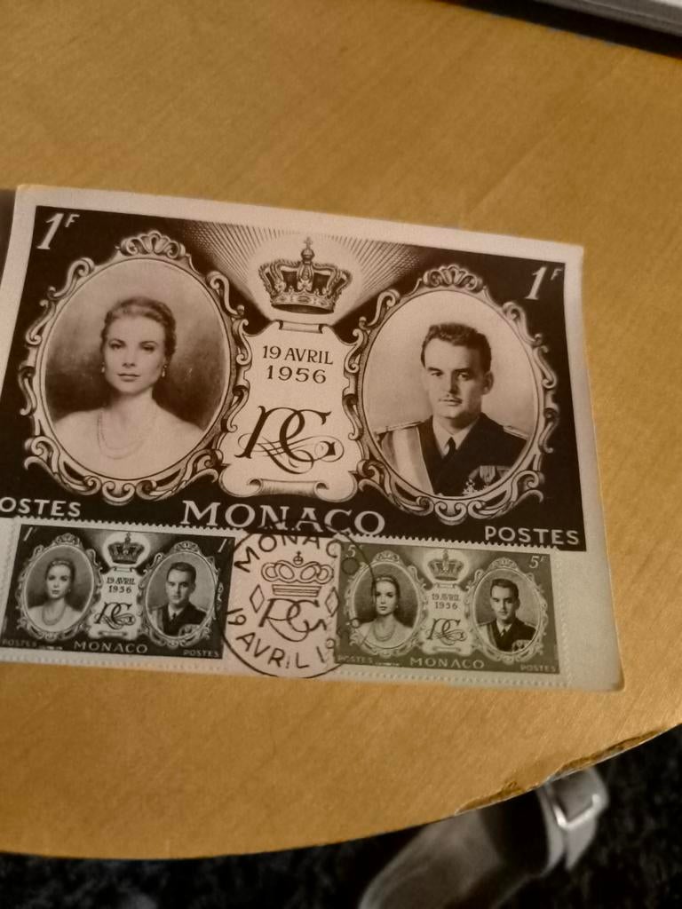 2 cartes postales du mariage de Grace Kelly et du prince Ren, Enlèvement ou Envoi, Non affranchie