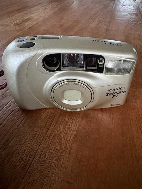 Fototoestel Yashica (werkt niet), Ophalen of Verzenden, Fototoestel