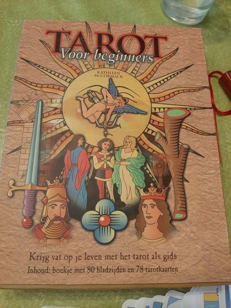 Tarot kaarten + info, Ophalen, Zo goed als nieuw