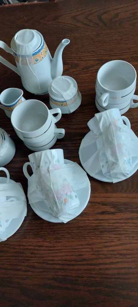 Koffieservies onvolledig., Comme neuf, Enlèvement, Autres styles, Porcelaine