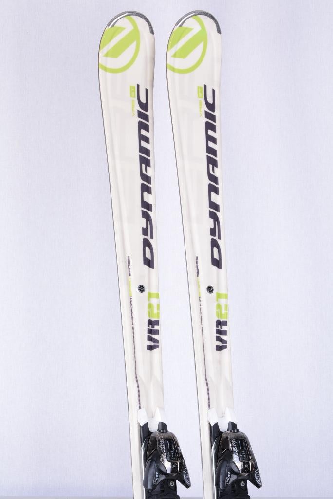 152 ski's DYNAMIC VR 21 ST, white/green + Atomic XTO 10, Sport en Fitness, Skiën en Langlaufen, Gebruikt, Ski's, Ski, Atomic, Carve