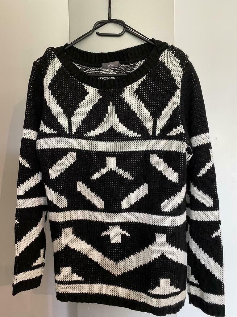Pull noir et blanc Yessica taille S, Vêtements | Femmes, Pulls & Gilets, Yessica, Comme neuf, Taille 36 (S), Blanc