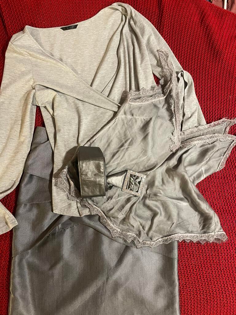 chique damesoutfit: rok/omslag/tank/T42-riem, Verzenden, Zo goed als nieuw, Maat 42/44 (L), Grijs