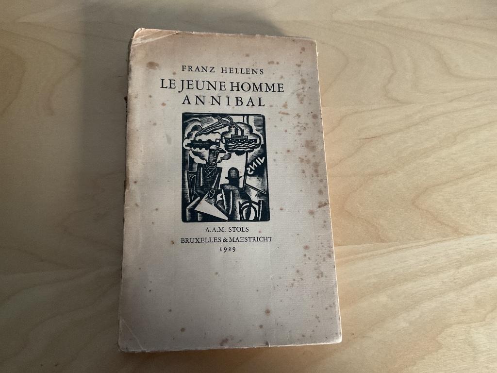 Genummerd boek van Franz Hellens, Gelezen, Franz Hellens, Ophalen of Verzenden, Nederland