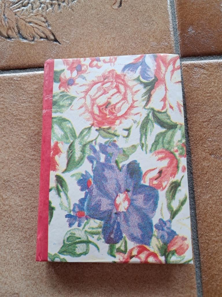 Telefoonboek in zakformaat, Ophalen of Verzenden, Nieuw