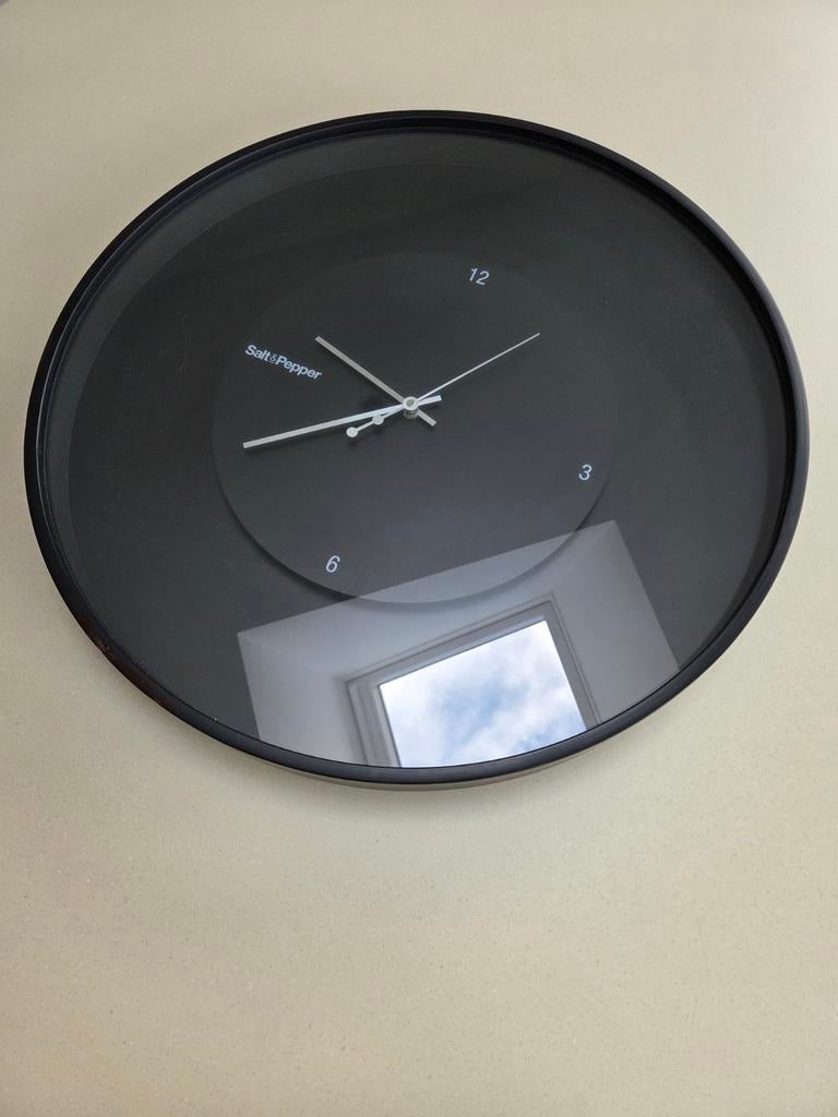 Wandklok Salt & Pepper zwart diameter 60 cm, Enlèvement, Horloge murale