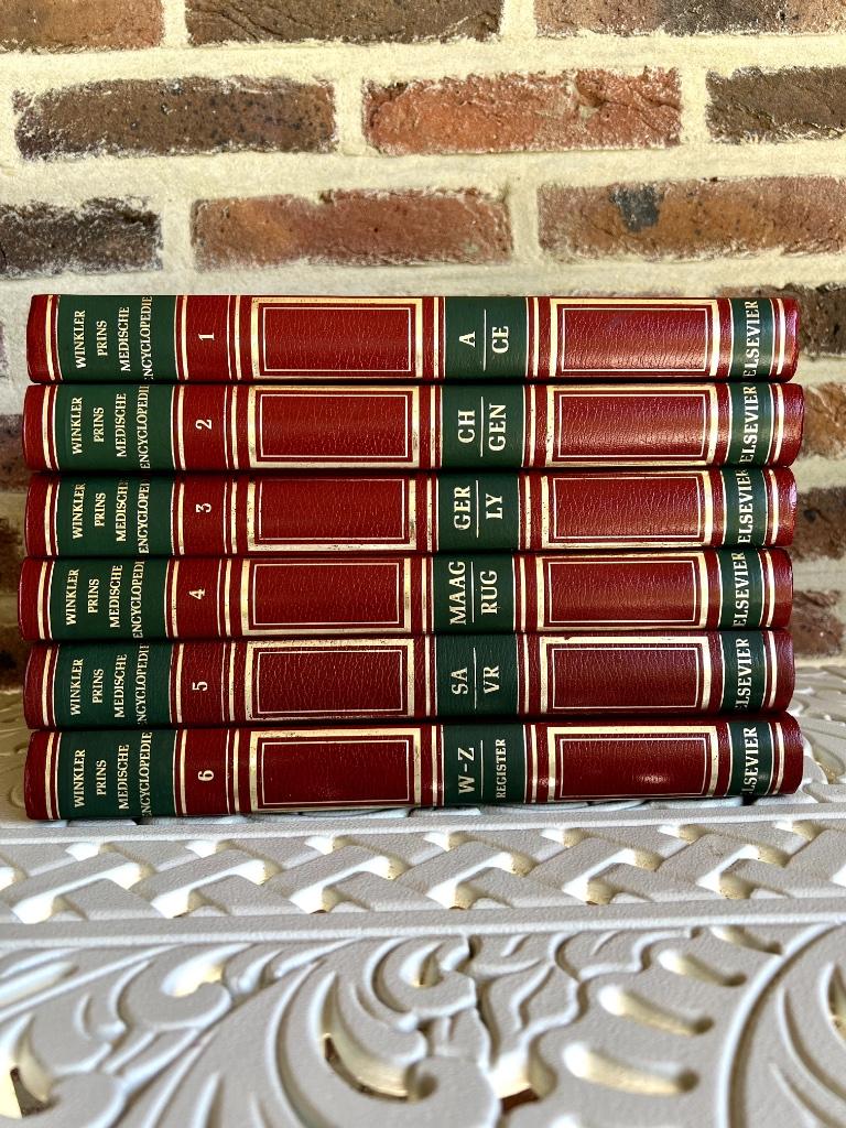 Winkler Prins Medische Encyclopedie, Ophalen, Medisch, Complete serie, Zo goed als nieuw